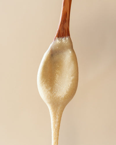 100% Sicilian Peeled Almonds Cream spoon 